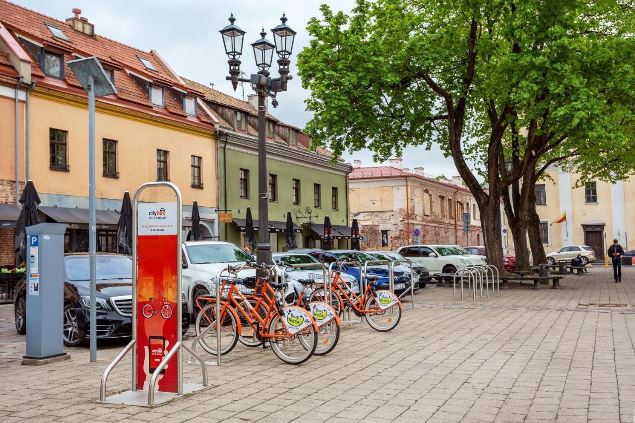 Luxurious Kaunas Basilica Apartment In Old Town By Urban Rent Exterior photo