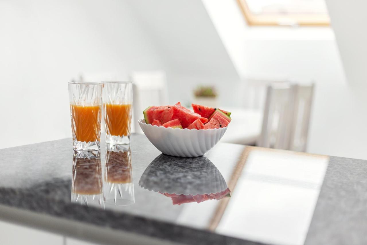 Luxurious Kaunas Basilica Apartment In Old Town By Urban Rent Exterior photo